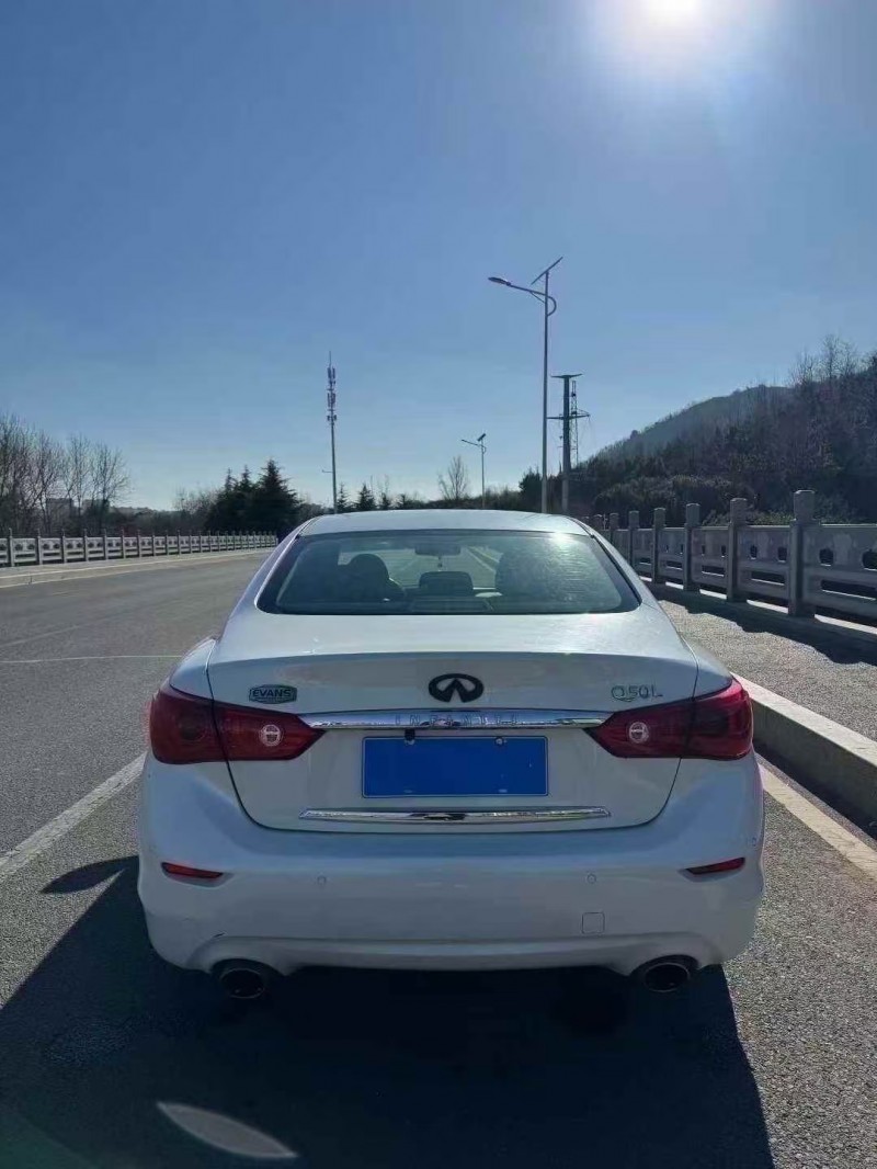 青岛16年英菲尼迪Q50L9