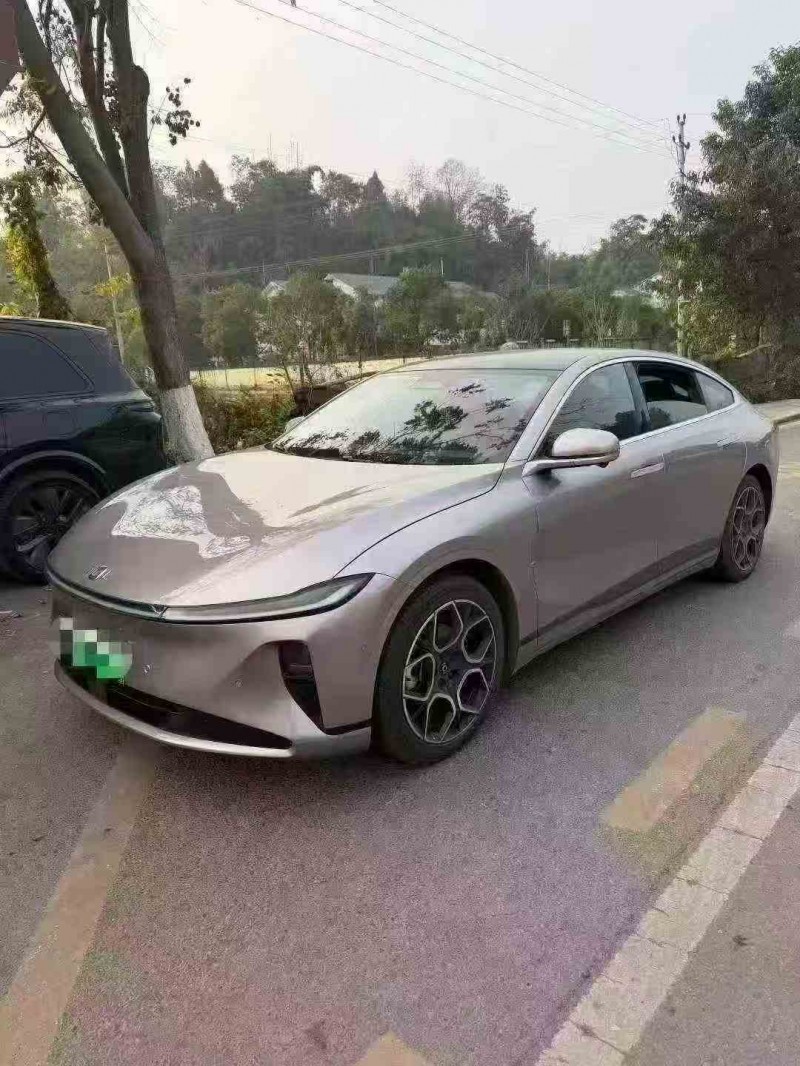 重庆25年长安汽车启源2