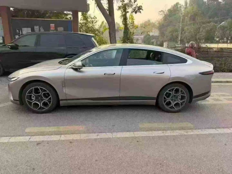 重庆25年长安汽车启源3