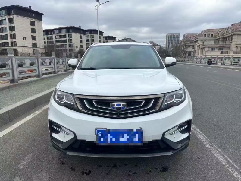 青岛19年吉利博越1