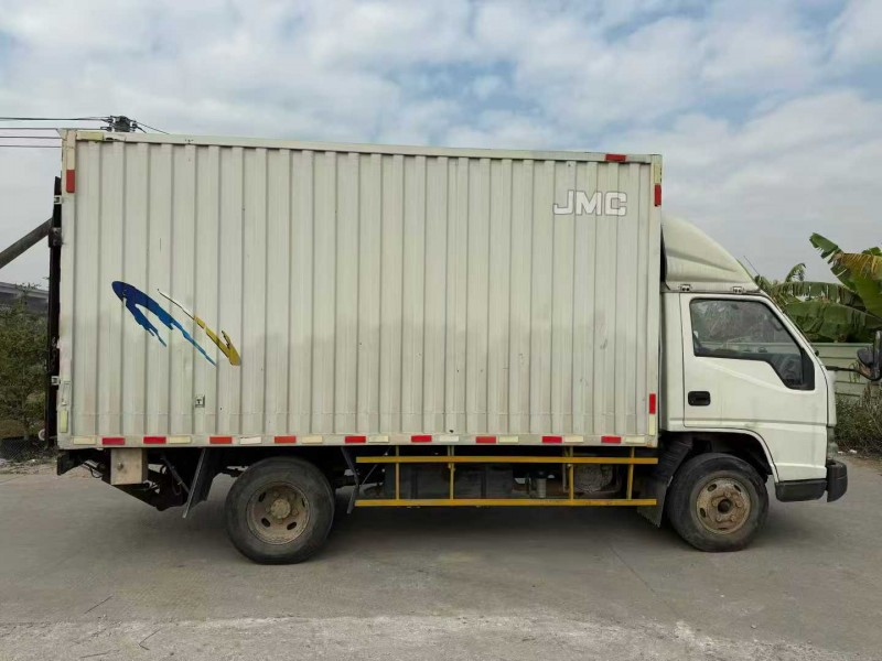 中山18年江铃顺达3