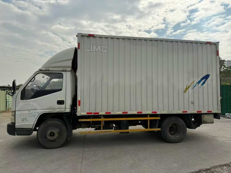 中山18年江铃顺达4