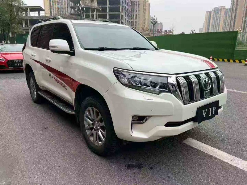 自贡18年丰田普拉多2