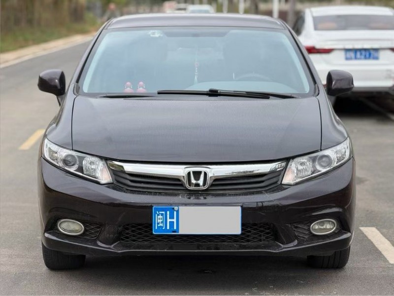 东莞13年本田思域1