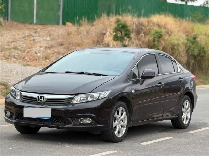 东莞13年本田思域3