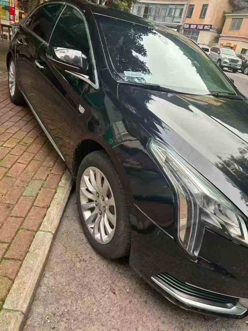 黔东南18年凯迪拉克XTS2