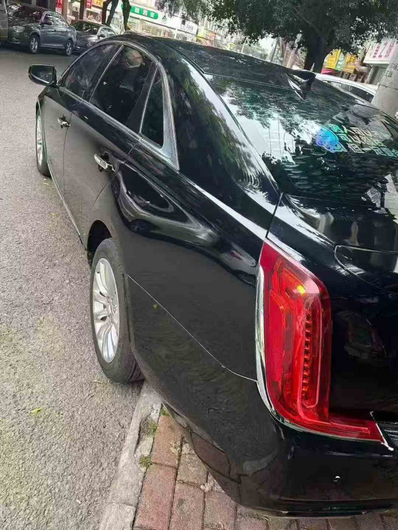 黔东南18年凯迪拉克XTS7