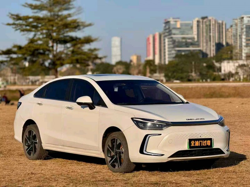 中山23年北汽新能源EU系列2