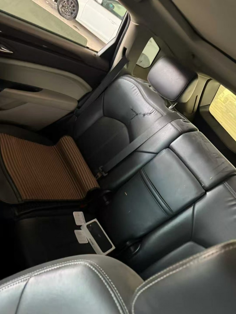 青岛16年凯迪拉克SRX6