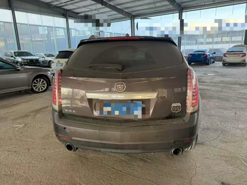 青岛16年凯迪拉克SRX9