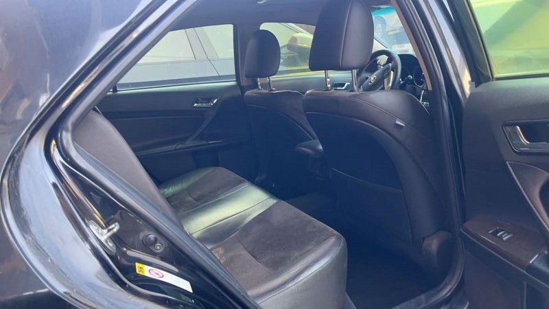 宁波14年丰田锐志3