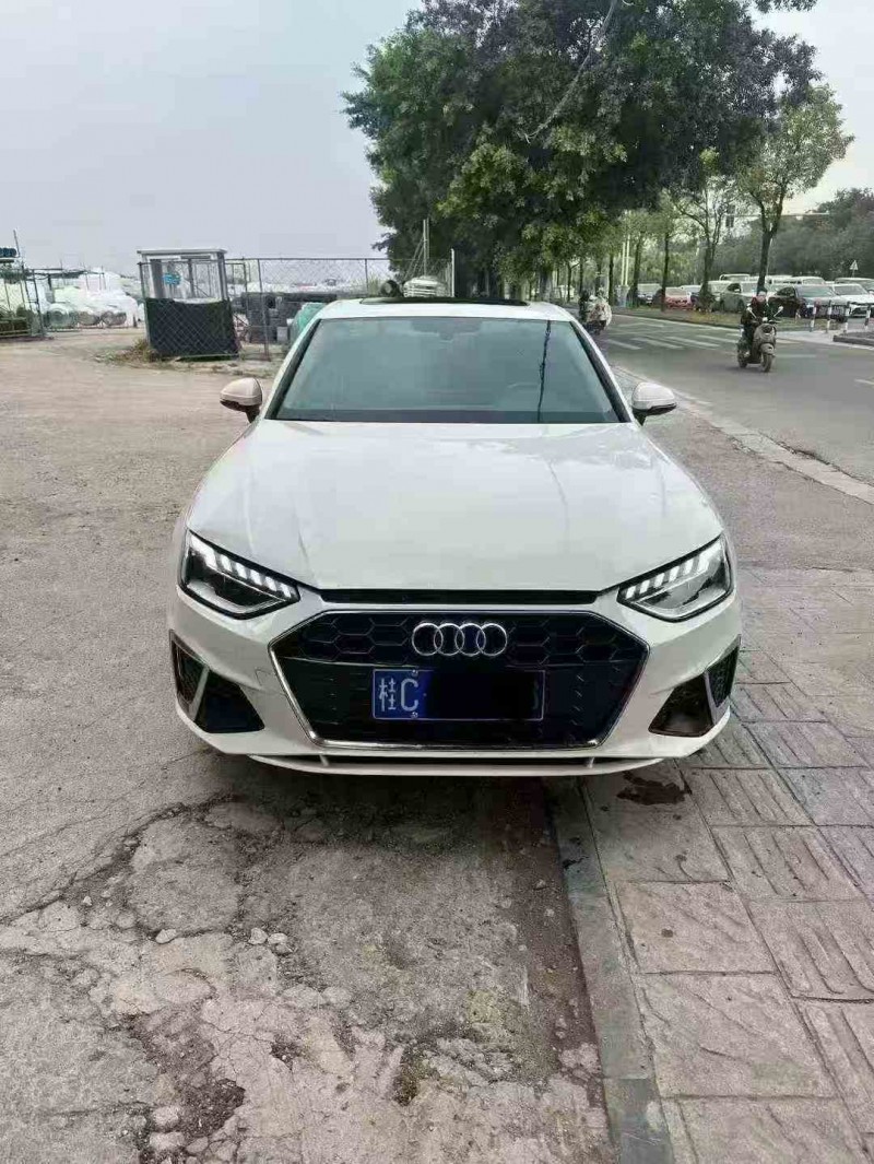 桂林21年奥迪A4L1