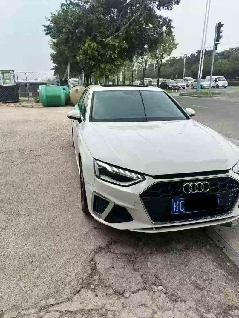 桂林21年奥迪A4L2