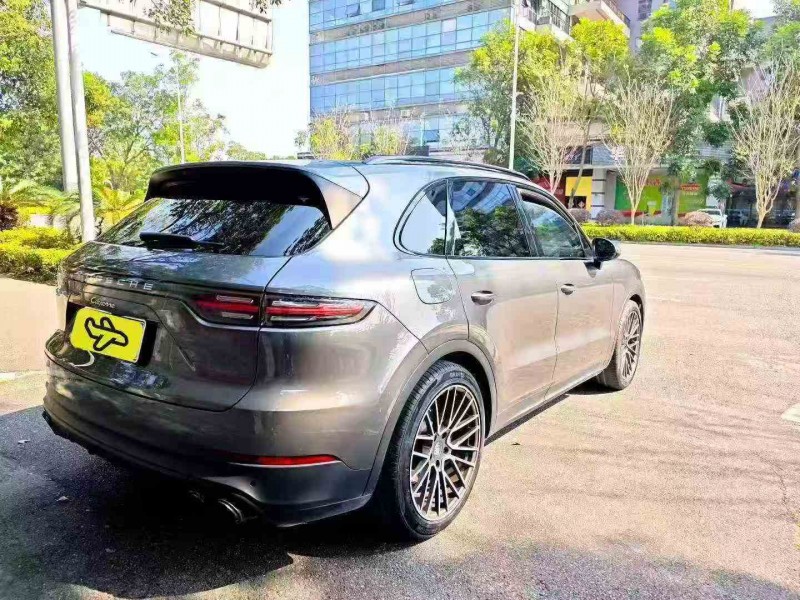 湛江20年保时捷卡宴5