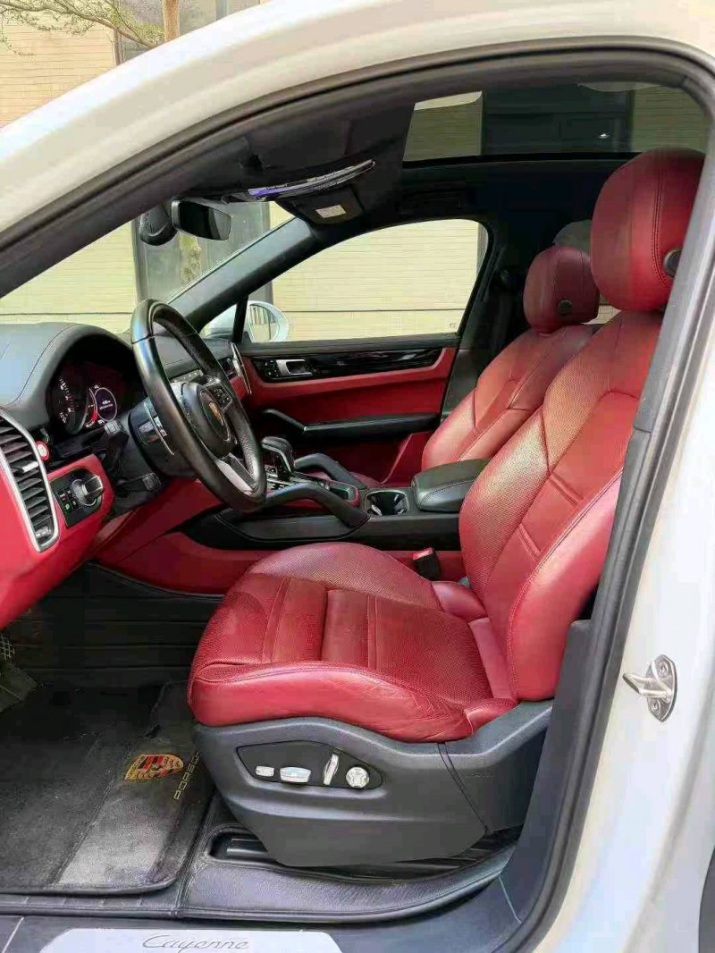 东莞20年保时捷卡宴5