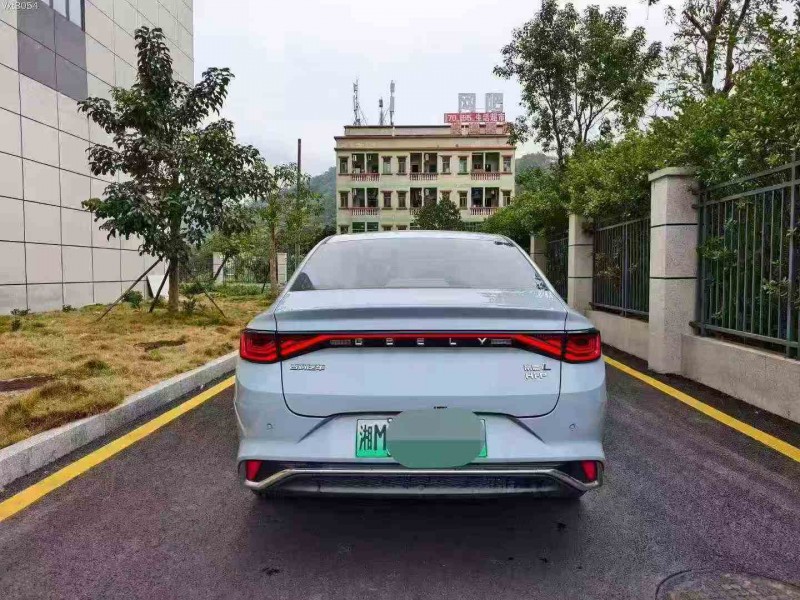 湛江24年吉利帝豪8