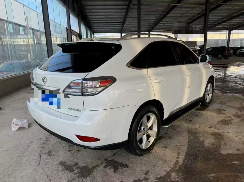 青岛12年雷克萨斯RX8