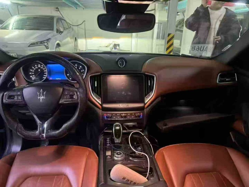 毕节19年玛莎拉蒂Ghibli4