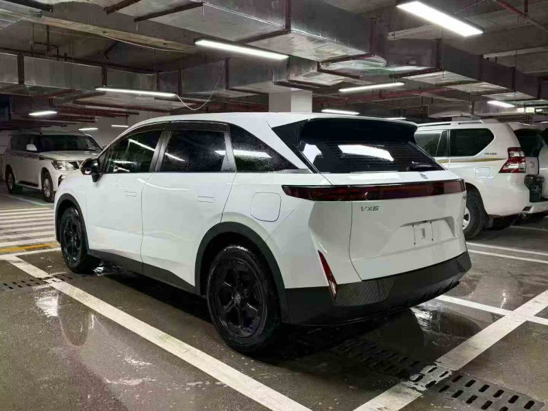 毕节25年启辰VX67