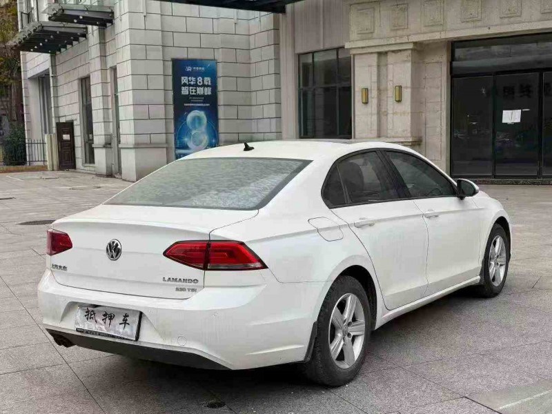 赣州17年大众凌渡7