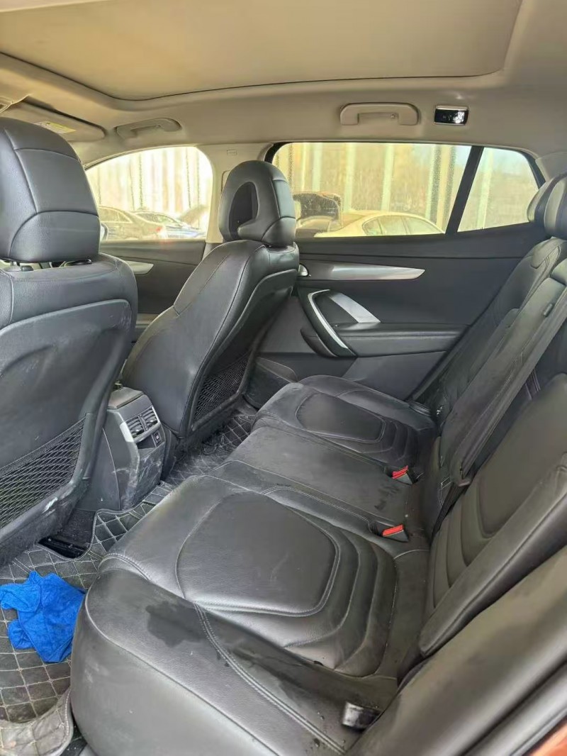 青岛18年雪铁龙DS64