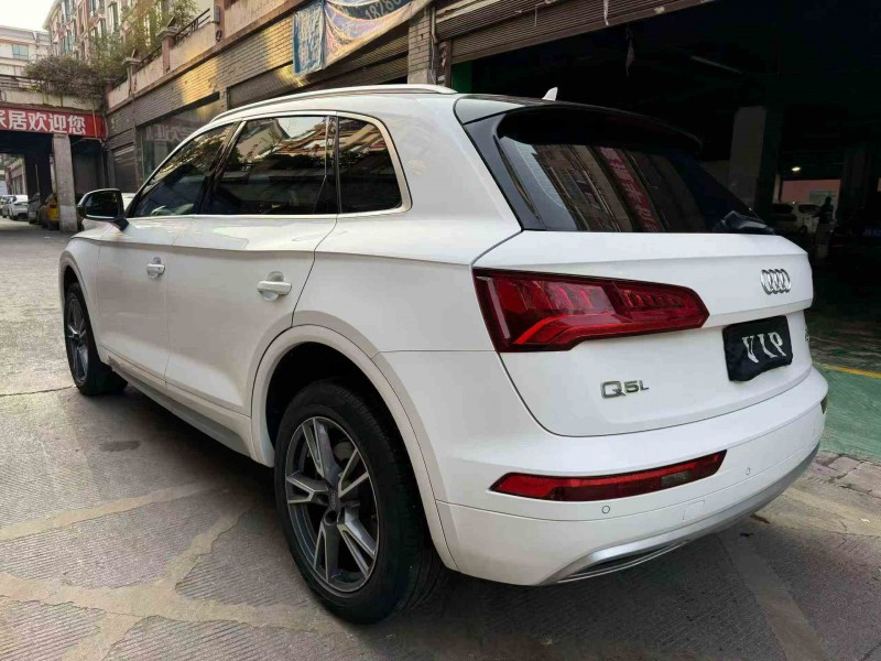 安顺22年奥迪Q57