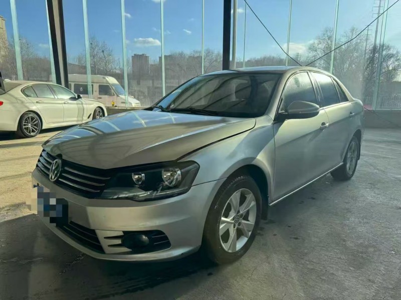 青岛14年大众宝来2