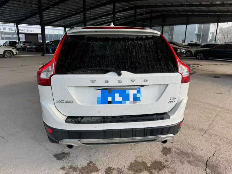 青岛13年沃尔沃XC609