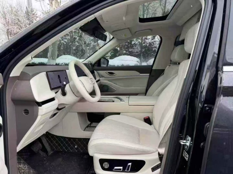 青岛25年长城汽车魏牌4