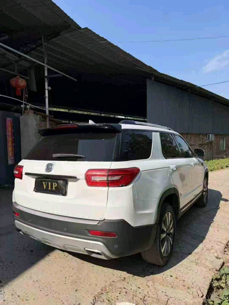 绵阳18年长安汽车CS956