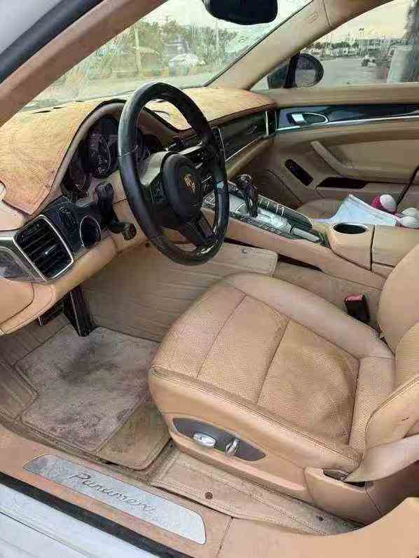 江门12年保时捷帕拉梅拉3