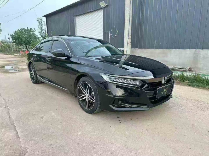 徐州23年本田雅阁2