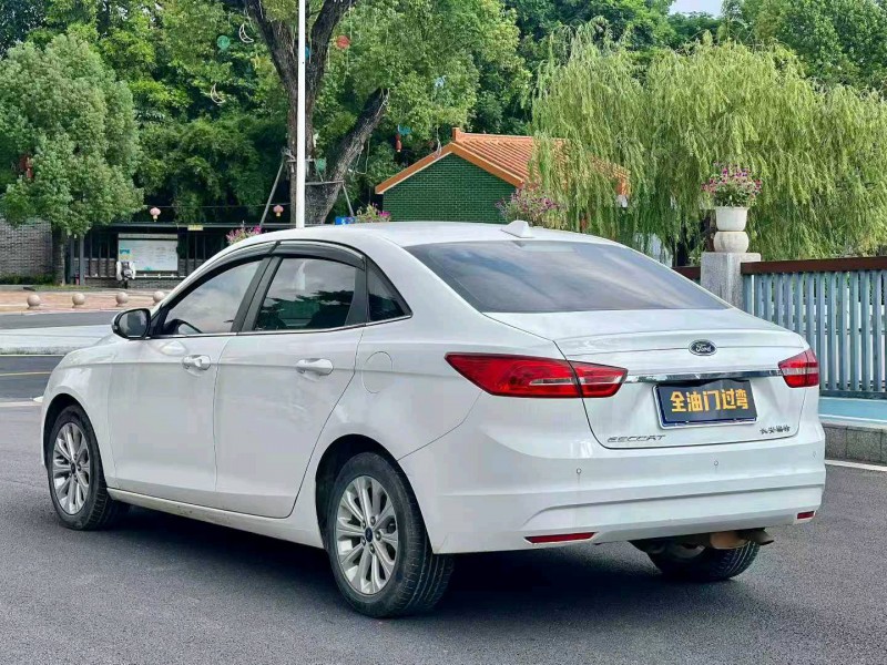 广州18年福特福睿斯6