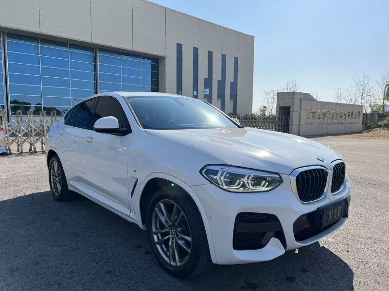 盐城21年宝马X43