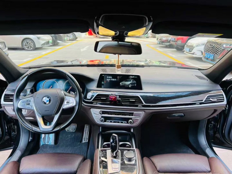 深圳18年宝马7系4