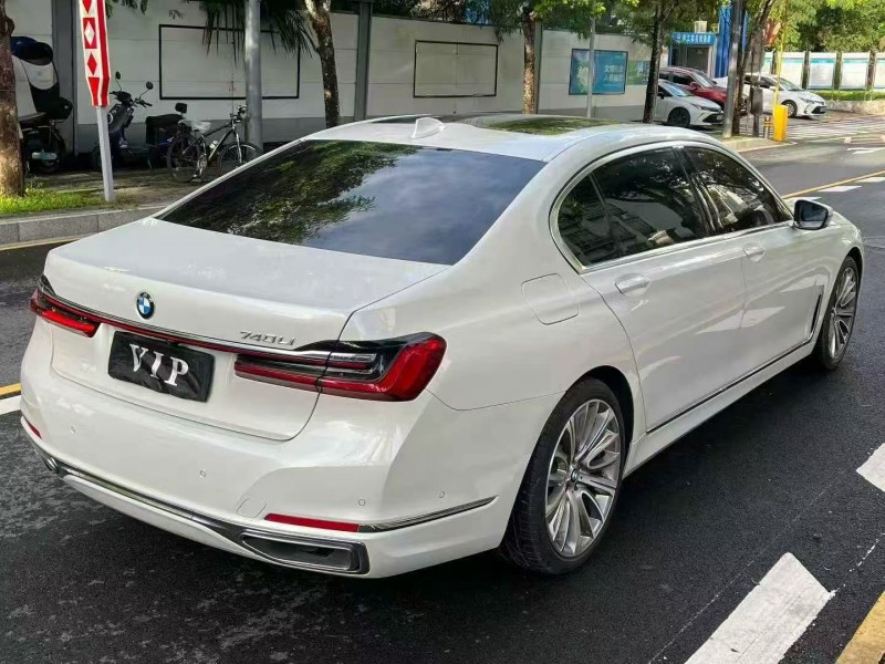 深圳20年宝马7系7