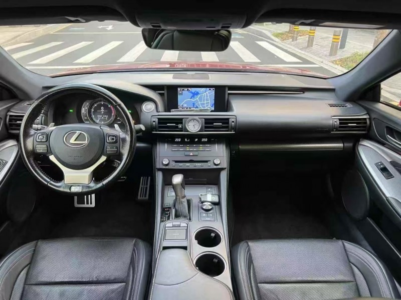 深圳16年雷克萨斯RC5