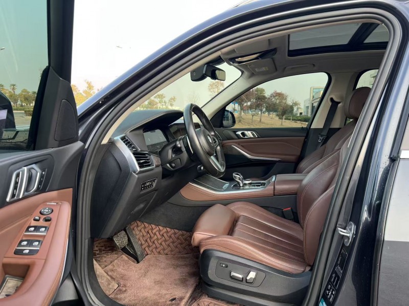 盐城19年宝马X54