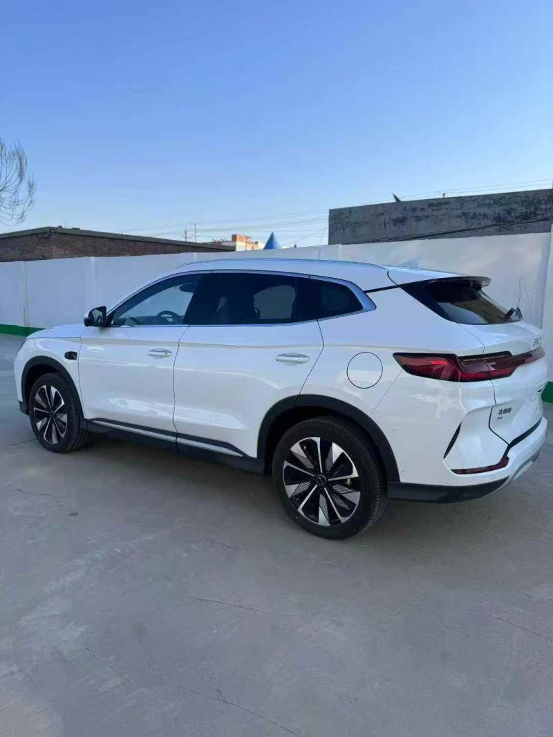 天津25年比亚迪宋6