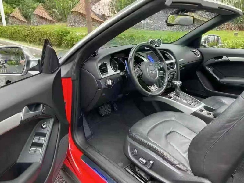 深圳16年奥迪A56