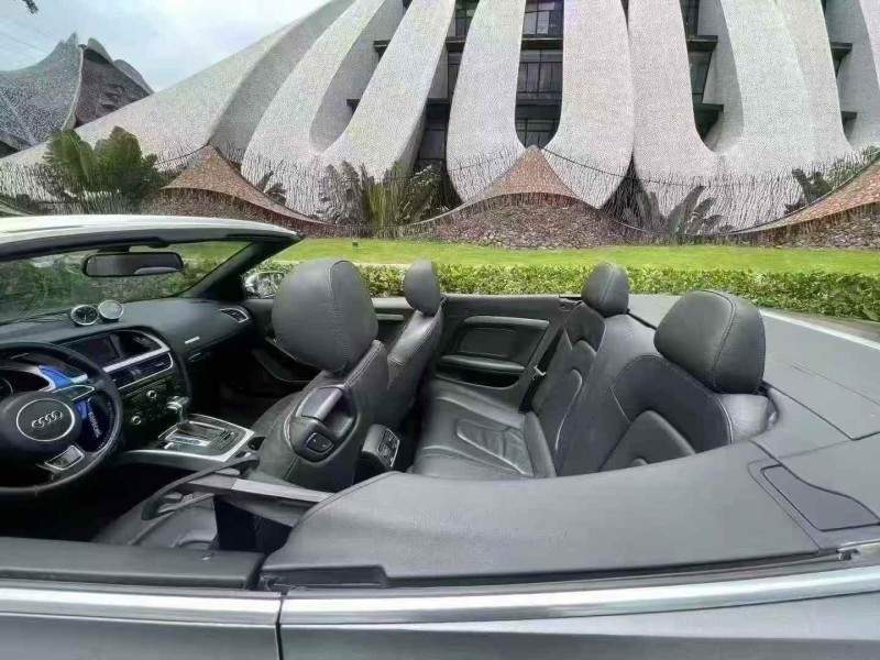 深圳16年奥迪A57