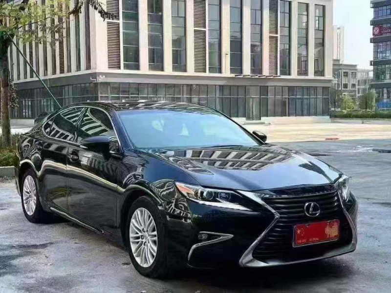 广州16年雷克萨斯ES2