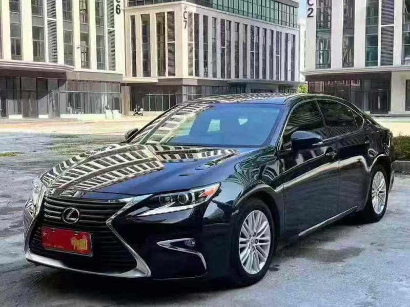 广州16年雷克萨斯ES3