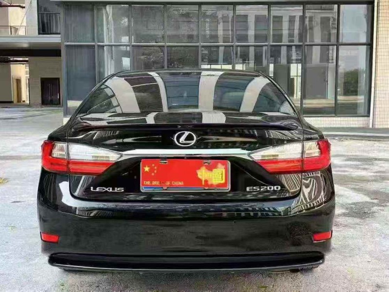 广州16年雷克萨斯ES9