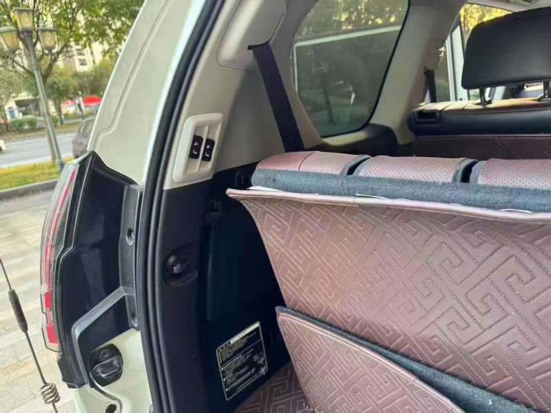 广州20年丰田普拉多7