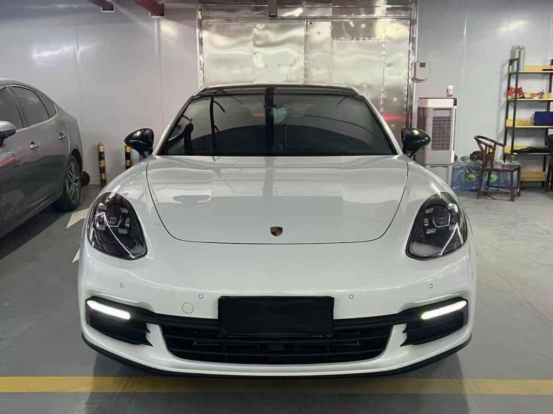 广州18年保时捷帕拉梅拉1