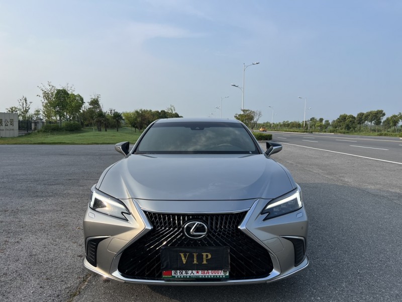 盐城24年雷克萨斯ES1