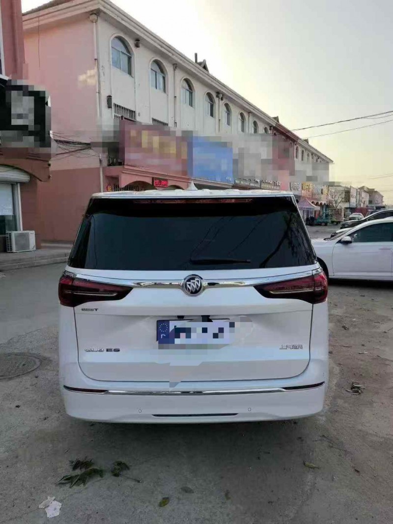 济宁22年别克GL89