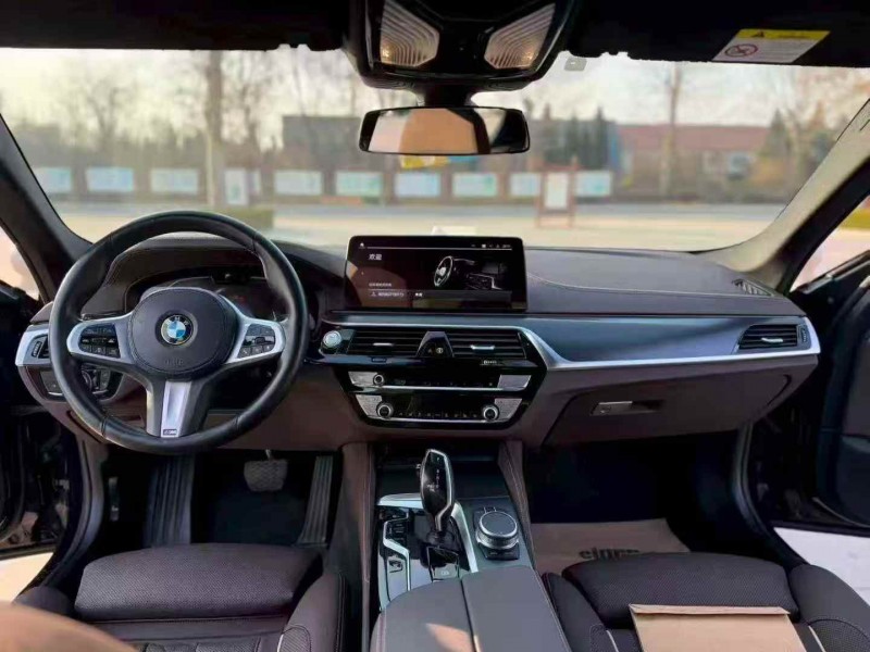 东营21年宝马5系4