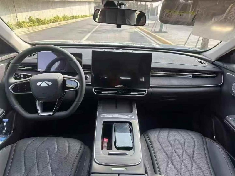 广州25年奇瑞风云8